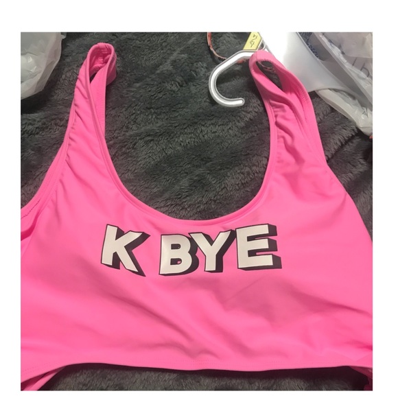 💜No boundaries 2 Piece swimsuit set - Picture 4 of 8